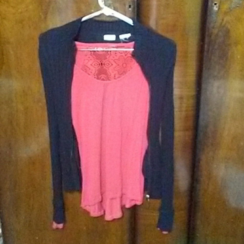 Aeropostale shrt and No Boundaries sweater